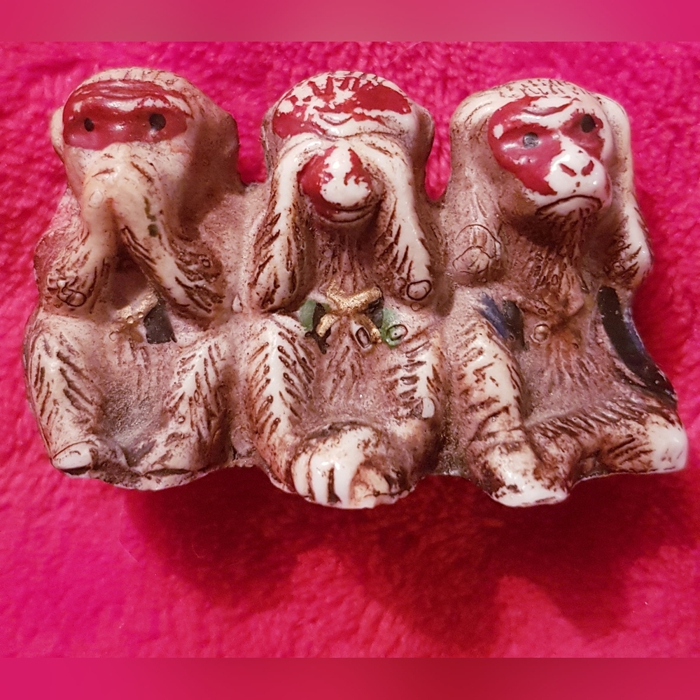 Three Wise Monkeys Speak No Evil See No Evil Hear No Evil Japan Small Statue
